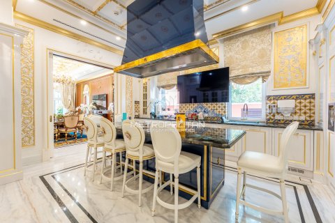 7 bedrooms Villa No. 128370 6