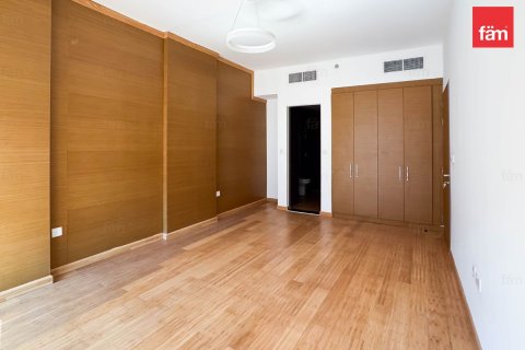Appartement de 2 chambres à Dubai, UAE No. 100709 8