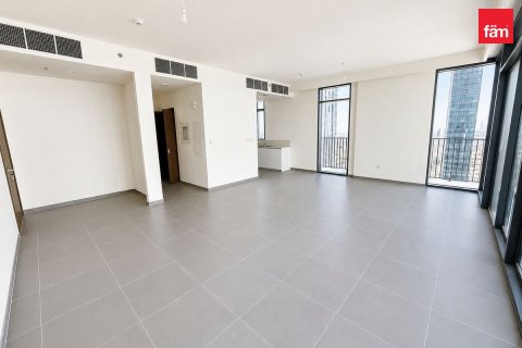 3 bedrooms Apartment in Dubai, UAE No. 199428 28