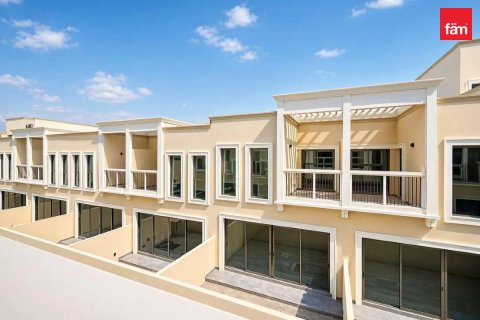 4 bedrooms Townhouse in Dubai, UAE No. 199431