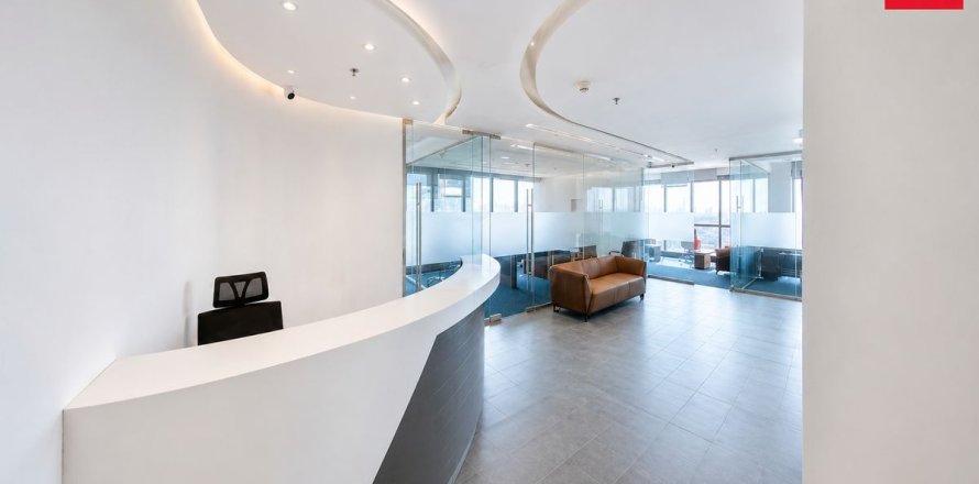 126.3m² Office in Dubai, UAE No. 163090