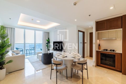 Квартира с 1 спальней в EMAAR Beachfront, ОАЭ №192088