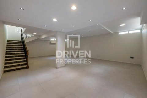 Villa de 5 dormitorios en The Villa, UAE No. 192086 21