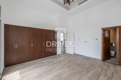 Villa de 5 dormitorios en The Villa, UAE No. 192086 15