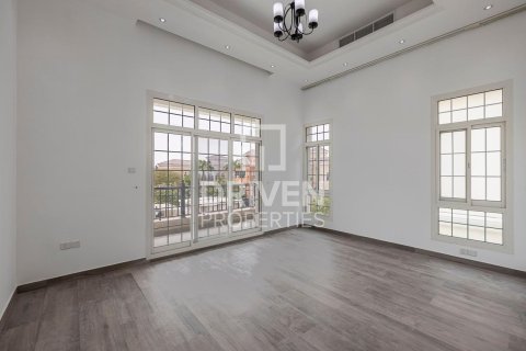 Villa de 5 dormitorios en The Villa, UAE No. 192086 12