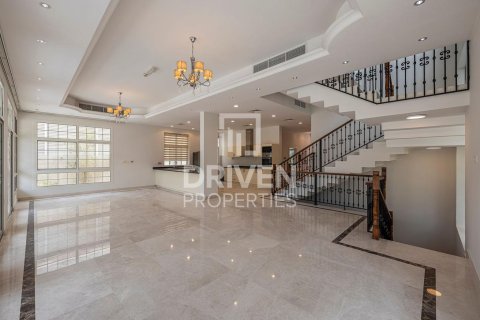 Villa de 5 dormitorios en The Villa, UAE No. 192086 6
