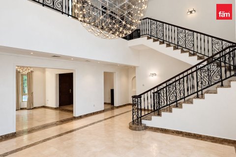 4 bedrooms Villa in Jumeirah Islands, UAE No. 210525 5