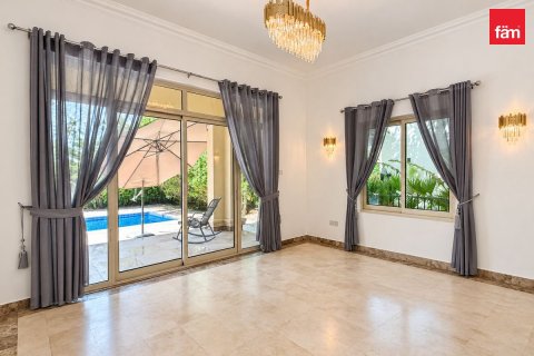 4 bedrooms Villa in Jumeirah Islands, UAE No. 210525 21
