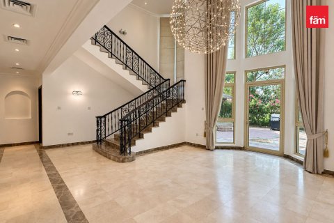 4 bedrooms Villa in Jumeirah Islands, UAE No. 210525 4