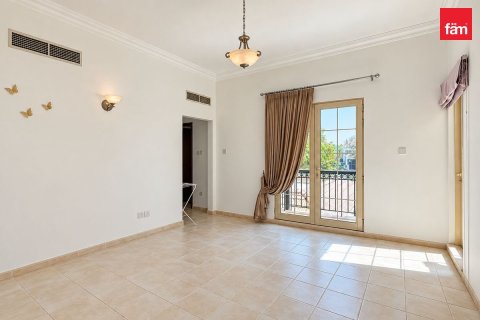 4 bedrooms Villa in Jumeirah Islands, UAE No. 210525 18