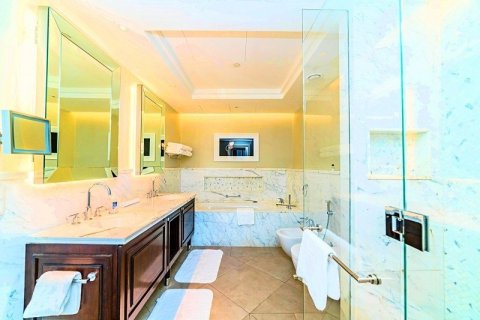 2 bedrooms Apartment in Downtown Dubai (Downtown Burj Dubai), UAE No. 210194 11