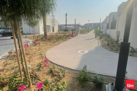 Таунхаус с 4 спальнями в Town Square, ОАЭ №141636 9