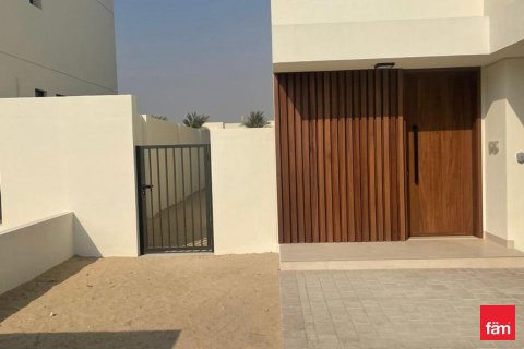 Таунхаус с 4 спальнями в Town Square, ОАЭ №141636 16