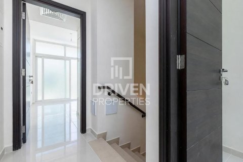 3 bedrooms Townhouse in Dubai, UAE No. 201569 14