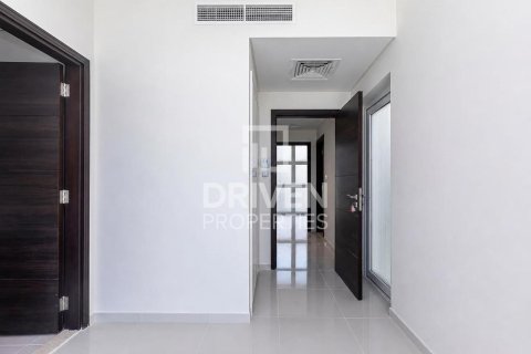 3 bedrooms Townhouse in Dubai, UAE No. 201569 16
