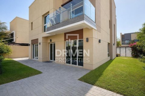 4 غرف نوم فيلا في Dubai Science Park, الإمارات العربية المتحدة رقم 192097 3