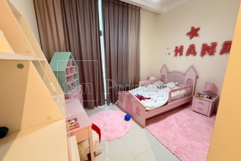 Villa de 4 dormitorios en Dubai, UAE No. 100157 8
