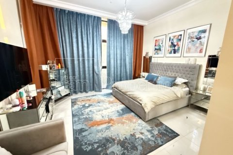 Villa de 4 dormitorios en Dubai, UAE No. 100157 12