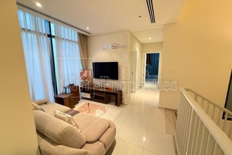 Villa de 4 dormitorios en Dubai, UAE No. 100157 13