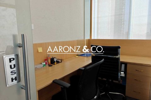 255m² Office in Business Bay, UAE No. 132848 11
