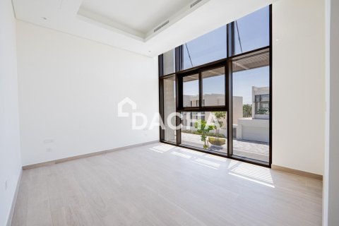 Villa de 4 dormitorios en District One, UAE No. 168877 17