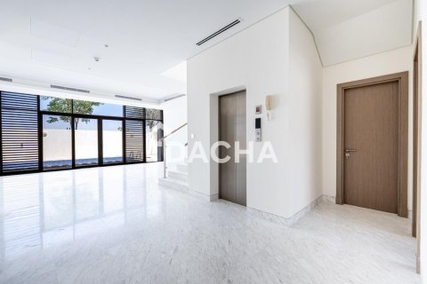 Villa de 4 dormitorios en District One, UAE No. 168877 4