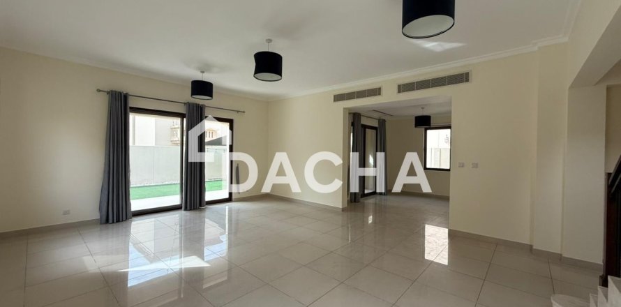 Townhouse de 5 dormitorios en Samara, UAE No. 168875
