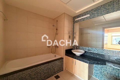 Квартира с 2 спальнями в Shoreline Apartments, ОАЭ №168878 10