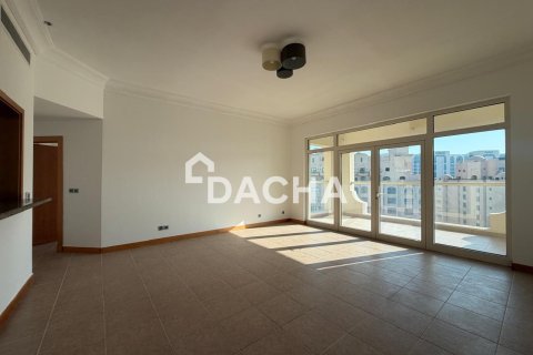Квартира с 2 спальнями в Shoreline Apartments, ОАЭ №168878 3