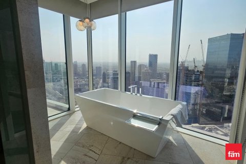 2 bedrooms Apartment in Dubai, UAE No. 134126 11