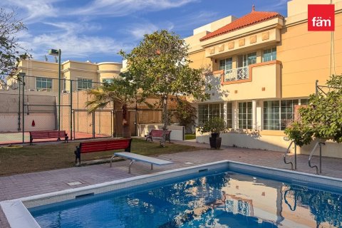 4 bedrooms Villa in Umm Suqeim, UAE No. 134122 23