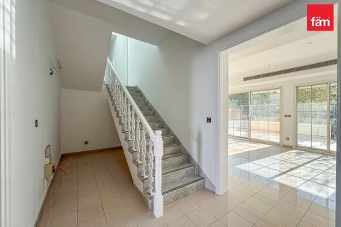 4 bedrooms Villa in Umm Suqeim, UAE No. 134122 22