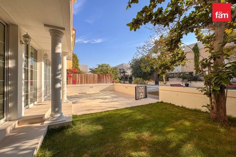 4 bedrooms Villa in Umm Suqeim, UAE No. 134122 25