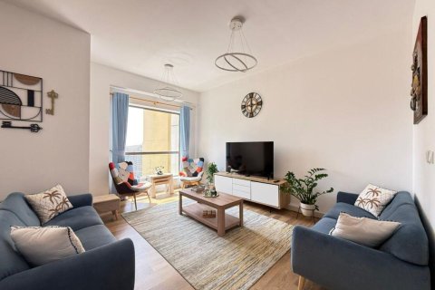 Квартира с 3 спальнями в Rimal, ОАЭ №137545