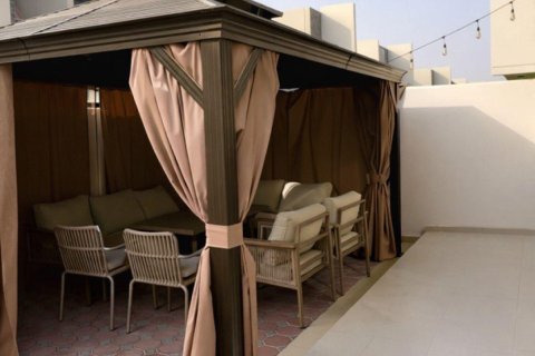 Таунхаус с 3 спальнями в DAMAC Hills (Akoya by DAMAC), ОАЭ №137549 7