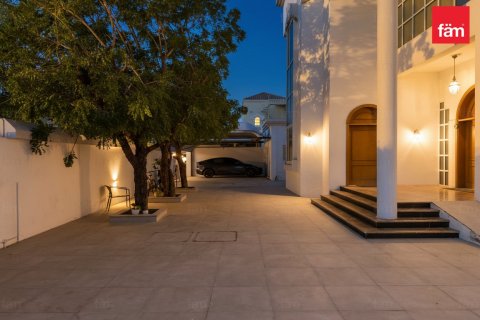 5 bedrooms Villa in Al Barsha, UAE No. 137206 7