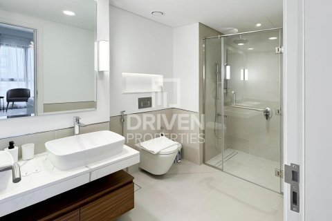 Apartment de 2 dormitorios en Umm Suqeim 3, UAE No. 202588 11