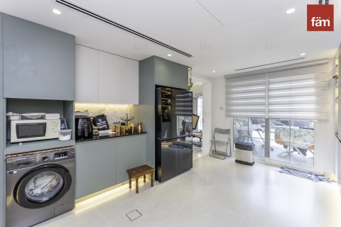 Villa de 4 dormitorios en Dubai, UAE No. 103338 4