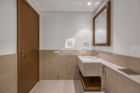 Apartment de 2 dormitorios en EMAAR Beachfront, UAE No. 62252 27