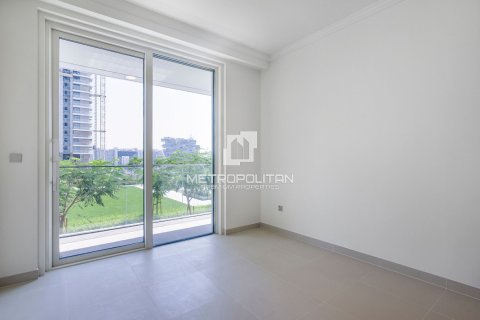 Apartment de 2 dormitorios en EMAAR Beachfront, UAE No. 62252 14