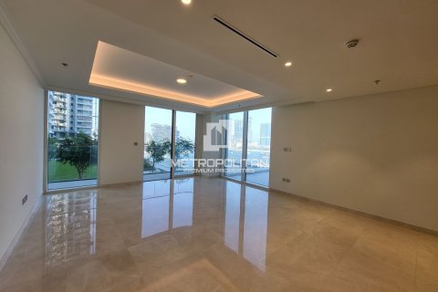 2 غرف نوم شقة في EMAAR Beachfront, الإمارات العربية المتحدة رقم 62252 1