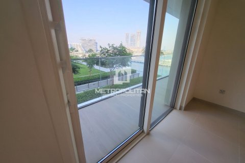 2 غرف نوم شقة في EMAAR Beachfront, الإمارات العربية المتحدة رقم 62252 4