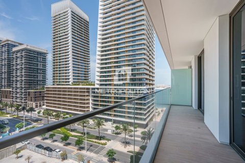 Квартира с 1 спальней в EMAAR Beachfront, ОАЭ №62256 25