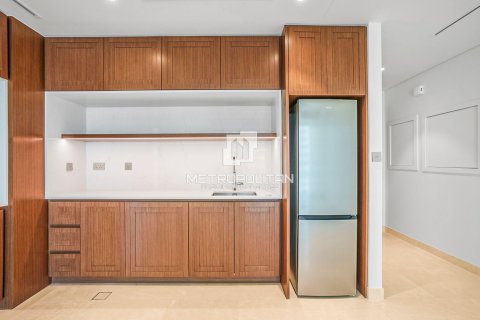 Квартира с 1 спальней в EMAAR Beachfront, ОАЭ №62256 16