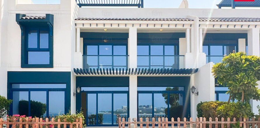 Villa de 5 chambres à Palm Jumeirah, UAE No. 200255