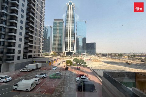 Appartement de 2 chambres à Dubai, UAE No. 200257 3