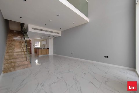 2 bedrooms Villa in Dubai, UAE No. 142703 8