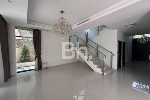 Villa de 5 dormitorios en DAMAC Hills (Akoya by DAMAC), UAE No. 90404 6