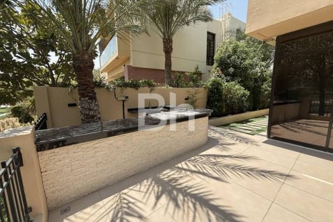 Villa de 5 dormitorios en DAMAC Hills (Akoya by DAMAC), UAE No. 90404 3