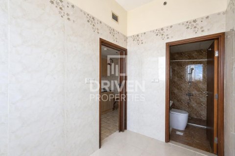 Appartement de 2 chambres à City of Arabia, UAE No. 201389 10